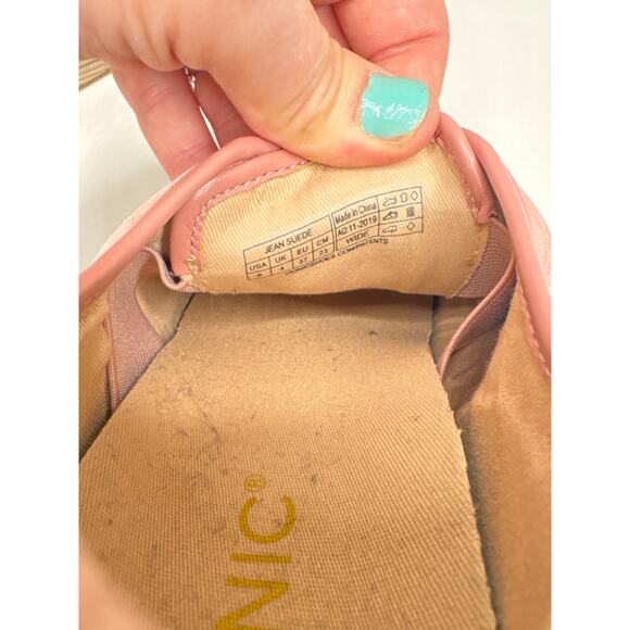 Vionic Jean Pink Suede Sneakers Size 6 Casual Comfort Shoes Elastic Lace Slip On - Picture 7 of 7